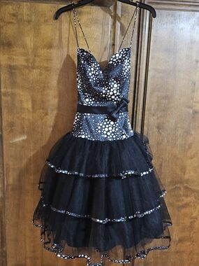 Black and White Polka Dot Tulle Prom / Quinciñera / Formal / Cocktail Dress